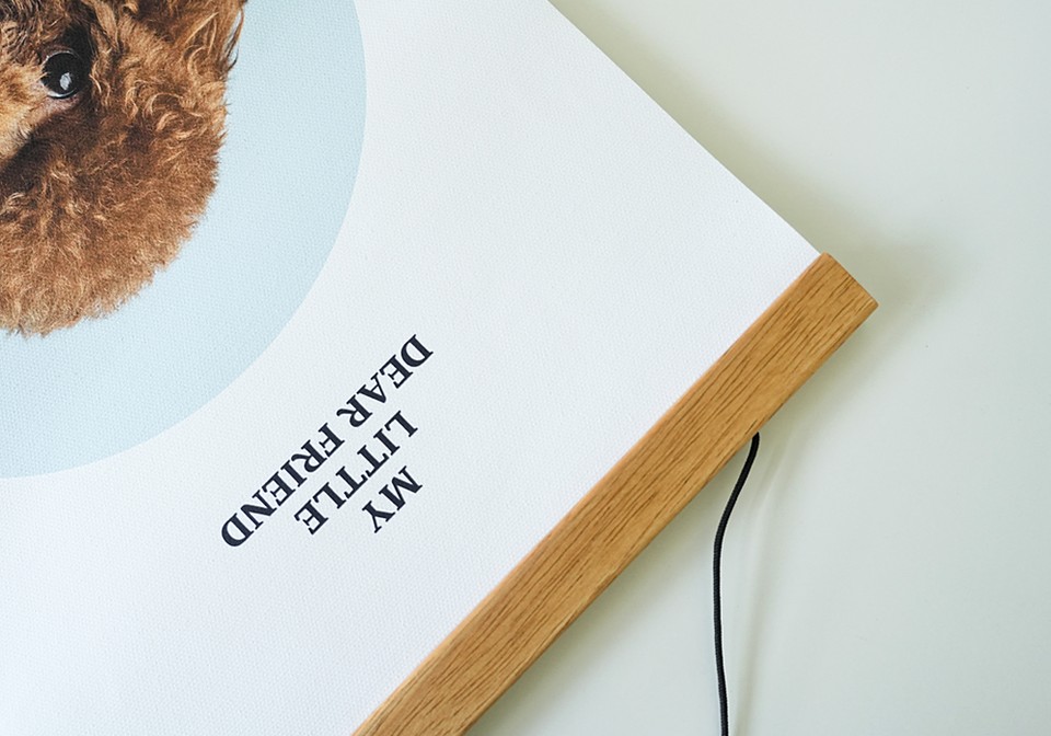 행잉액자